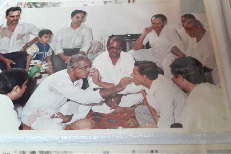 https://shradhanjali.com/images/not_found.jpg