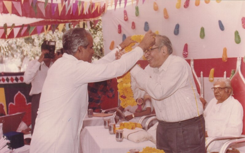 https://shradhanjali.com/images/not_found.jpg